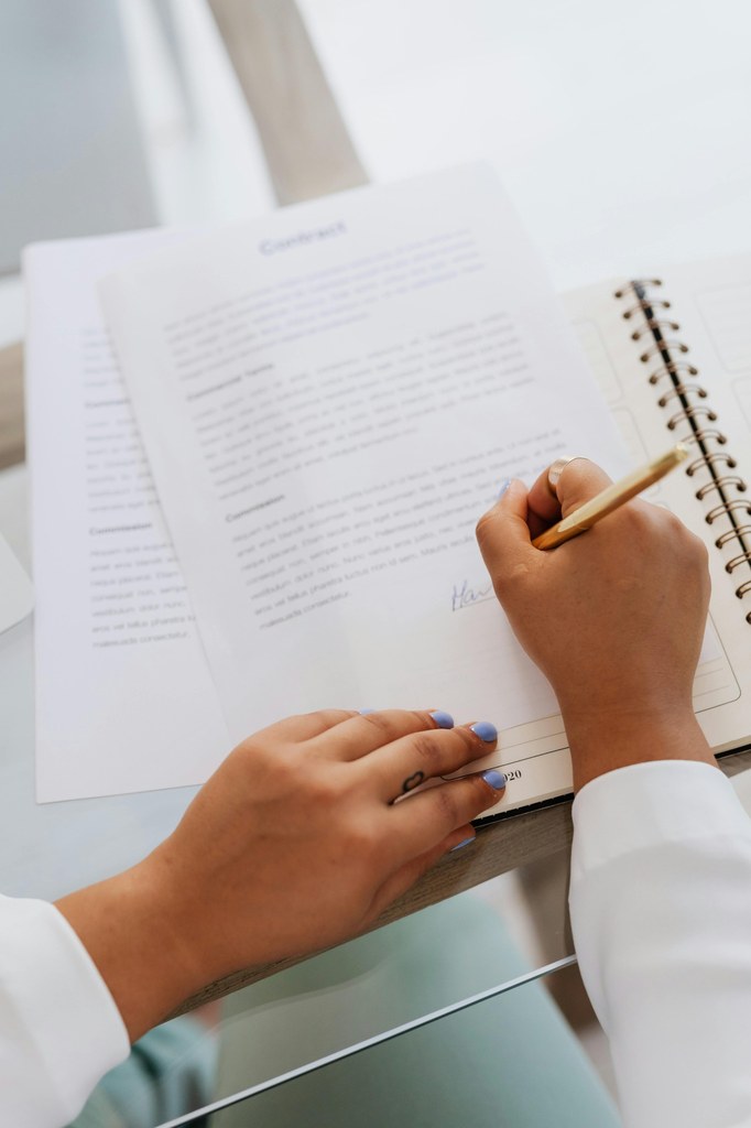Mobile notary signature for apostille document preparation